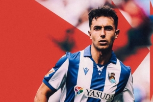 TA：祖比门迪中场控制力强受伤少人又聪明，正在攻读体育科学学位