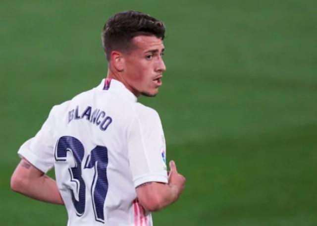 1619052752292036491.jpg blanco.jpg